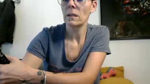 sucrette5629 online show from March 2026 08:40:01 AM