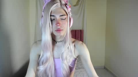 Snapshot of sue_krous chatting on April 2026 02:40:02 AM sue online show from April 2026 02:40:02 AM
