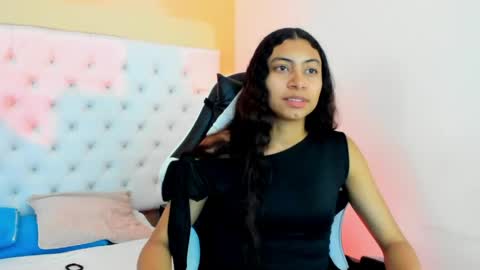 Snapshot of sue_stark chatting on May 2026 09:21:01 PM sue_stark online show from May 2026 09:21:01 PM