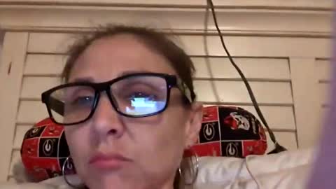 Snapshot of suga2023 chatting on October 2025 05:38:01 AM suga2023 online show from October 2025 05:38:01 AM