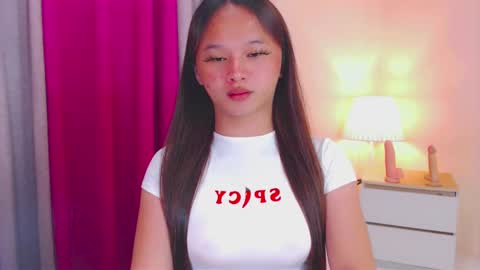 Cheska online show from March 2025 06:00:01 PM