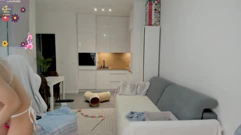 Kinga online show from June 2026 05:02:01 AM