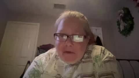 Snapshot of sugarlips44 chatting on August 2026 07:18:02 AM sugarlips44 online show from August 2026 07:18:02 AM