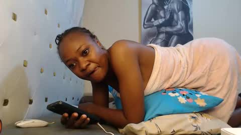 Snapshot of sugarlips_05 chatting on June 2026 03:28:02 PM sugar online show from June 2026 03:28:02 PM