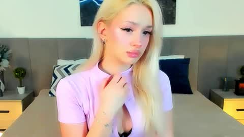 sugarwhisper online show from March 2026 09:02:02 AM