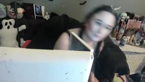 Snapshot of sugary_sweet chatting on November 2025 05:08:01 PM Sugary online show from November 2025 05:08:01 PM