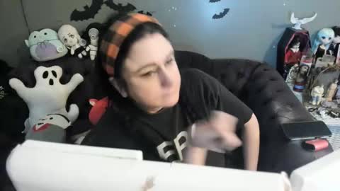 Snapshot of sugary_sweet chatting on December 2025 10:19:01 PM Sugary online show from December 2025 10:19:01 PM