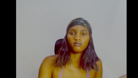 Snapshot of sugax_cuntwetxx chatting on October 2025 07:00:01 PM Ivy online show from October 2025 07:00:01 PM