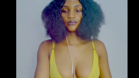 Snapshot of sugax_cuntwetxx chatting on October 2025 01:55:02 AM Ivy online show from October 2025 01:55:02 AM