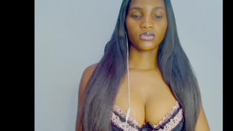 Snapshot of sugax_cuntwetxx chatting on November 2025 07:02:02 PM Ivy online show from November 2025 07:02:02 PM