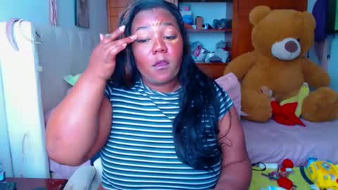 Snapshot of suggarbaby1 chatting on January 2025 06:58:02 PM Cami Back in 2 hours online show from January 2025 06:58:02 PM