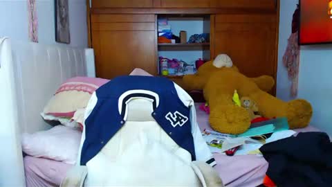 Snapshot of suggarbaby1 chatting on February 2025 07:12:02 AM Cami Back in 2 hours online show from February 2025 07:12:02 AM