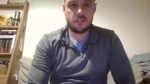 suggs124 online show from November 2025 07:01:02 PM