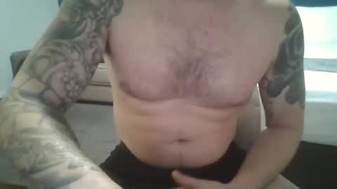 suggs124 online show from February 2026 06:28:01 PM