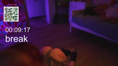 Snapshot of suk_ki chatting on October 2025 04:35:02 AM Lika ginger Jessy blond online show from October 2025 04:35:02 AM