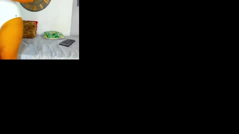 Snapshot of suki_dona chatting on January 2025 01:11:01 PM Suki and Dona online show from January 2025 01:11:01 PM