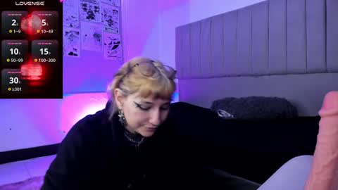 Snapshot of sukifuyu__ chatting on December 2024 12:33:01 PM online show from December 2024 12:33:01 PM