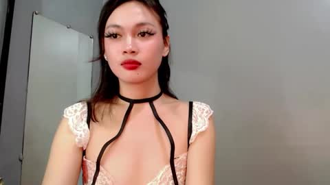 sultrybadbabe online show from November 2025 03:25:01 PM