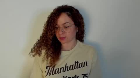 Snapshot of sultrysecrets_ chatting on October 2025 07:11:01 PM Ann online show from October 2025 07:11:01 PM