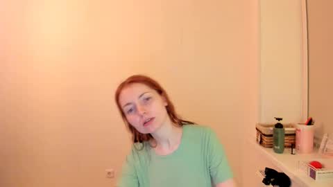 Snapshot of summer_preston chatting on November 2025 05:25:01 PM Summer Preston online show from November 2025 05:25:01 PM