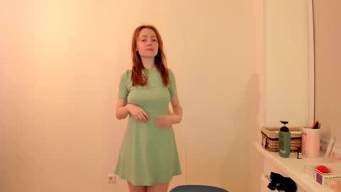 Snapshot of summer_preston chatting on November 2025 08:22:01 PM Summer Preston online show from November 2025 08:22:01 PM