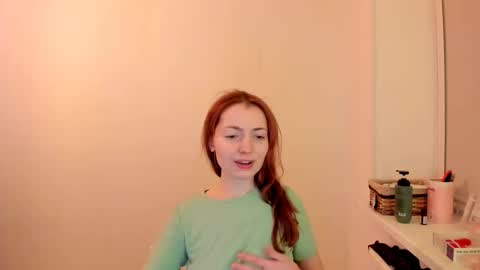 Snapshot of summer_preston chatting on December 2025 11:14:02 PM Summer Preston online show from December 2025 11:14:02 PM