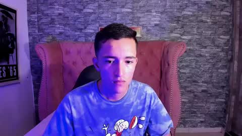 Summer And Erick online show from December 2024 01:39:01 PM