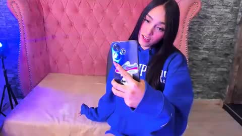 Summer And Erick online show from December 2024 06:00:02 AM