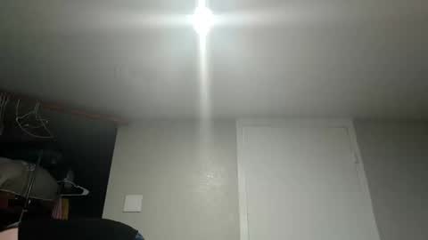 Summer Divine online show from December 2025 02:07:02 AM