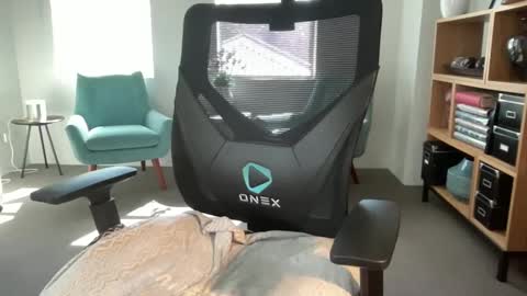 Snapshot of summerfun1975 chatting on February 2025 07:26:01 AM Summerfun online show from February 2025 07:26:01 AM