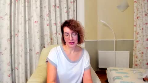 Snapshot of summerliza chatting on January 2025 09:23:02 PM summerliza online show from January 2025 09:23:02 PM