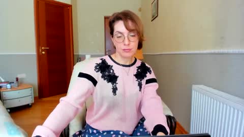 Snapshot of summerliza chatting on January 2025 10:14:02 AM summerliza online show from January 2025 10:14:02 AM