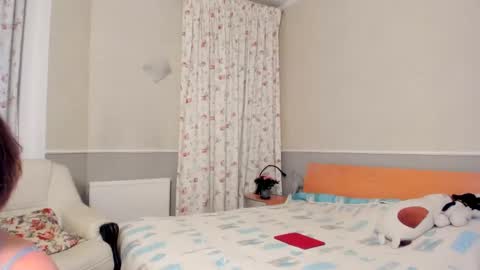 Snapshot of summerliza chatting on February 2025 11:06:02 PM summerliza online show from February 2025 11:06:02 PM