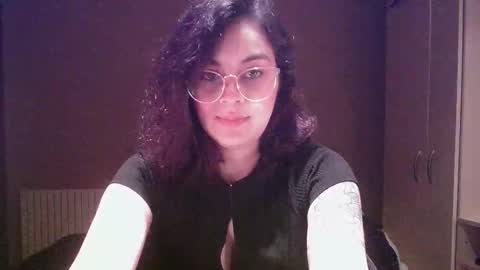 Summer online show from November 2025 07:40:02 PM