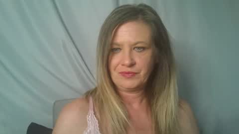 Snapshot of summerxoxo69 chatting on June 2026 05:13:02 PM Summerxoxo69 online show from June 2026 05:13:02 PM