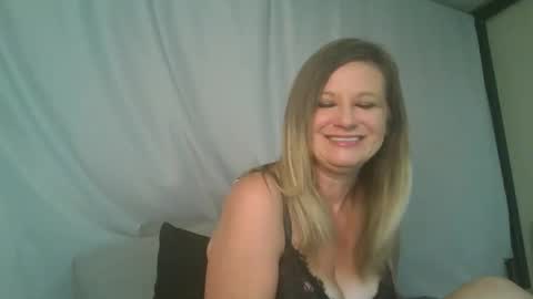 Snapshot of summerxoxo69 chatting on June 2026 12:39:01 PM Summerxoxo69 online show from June 2026 12:39:01 PM