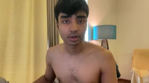 Snapshot of summiter chatting on October 2025 07:16:01 AM summiter online show from October 2025 07:16:01 AM