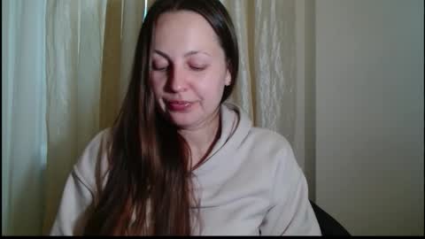 sun__shadow online show from November 2025 12:27:02 PM