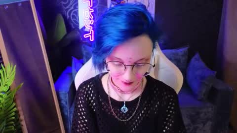 Sandy online show from January 2026 02:02:02 AM