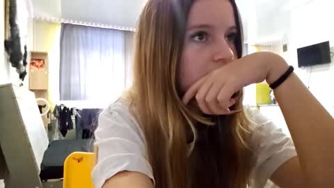 Lia online show from November 2025 02:31:02 AM