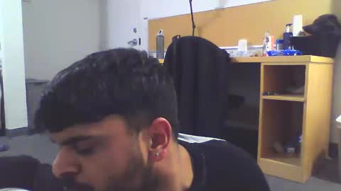 Snapshot of sundoog chatting on March 2025 05:09:01 AM Sundoog online show from March 2025 05:09:01 AM