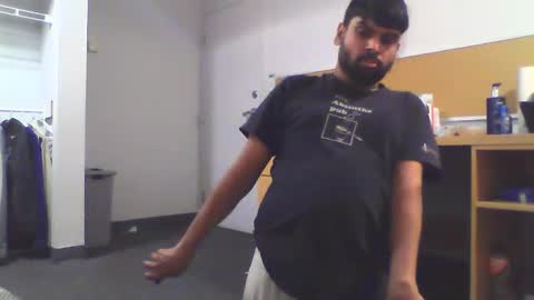 Snapshot of sundoog chatting on March 2025 03:08:01 AM Sundoog online show from March 2025 03:08:01 AM