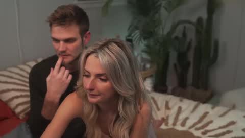 Snapshot of sunfeather chatting on December 2024 01:10:02 AM Blaire Axel online show from December 2024 01:10:02 AM