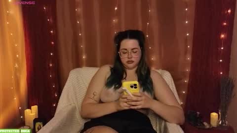 Snapshot of sunflower0907 chatting on September 2025 08:08:01 AM Tina. Im topless model online show from September 2025 08:08:01 AM