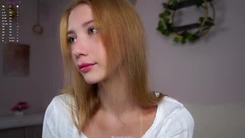 Lily online show from October 2025 01:34:02 PM