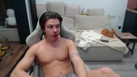 Alice and Sergey online show from February 2026 07:01:01 AM