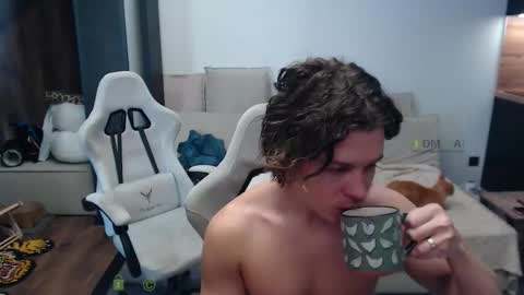 Alice and Sergey online show from February 2026 06:36:02 AM