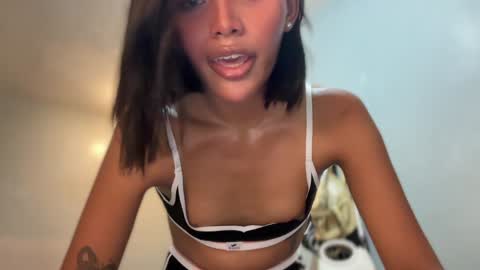 Snapshot of sunny_angelx chatting on January 2025 03:41:02 AM ANGEL-DONT FORGET TO THUMBS UP AND FOLLOW online show from January 2025 03:41:02 AM