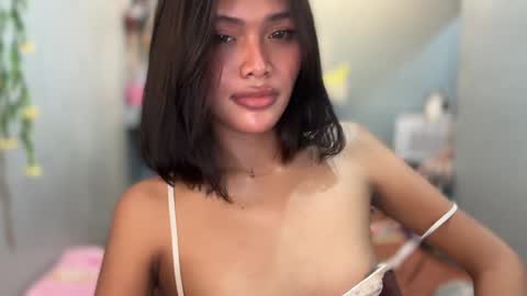 Snapshot of sunny_angelx chatting on February 2025 09:29:01 PM ANGEL-DONT FORGET TO THUMBS UP AND FOLLOW online show from February 2025 09:29:01 PM