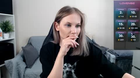 Naomi online show from June 2026 05:04:01 AM